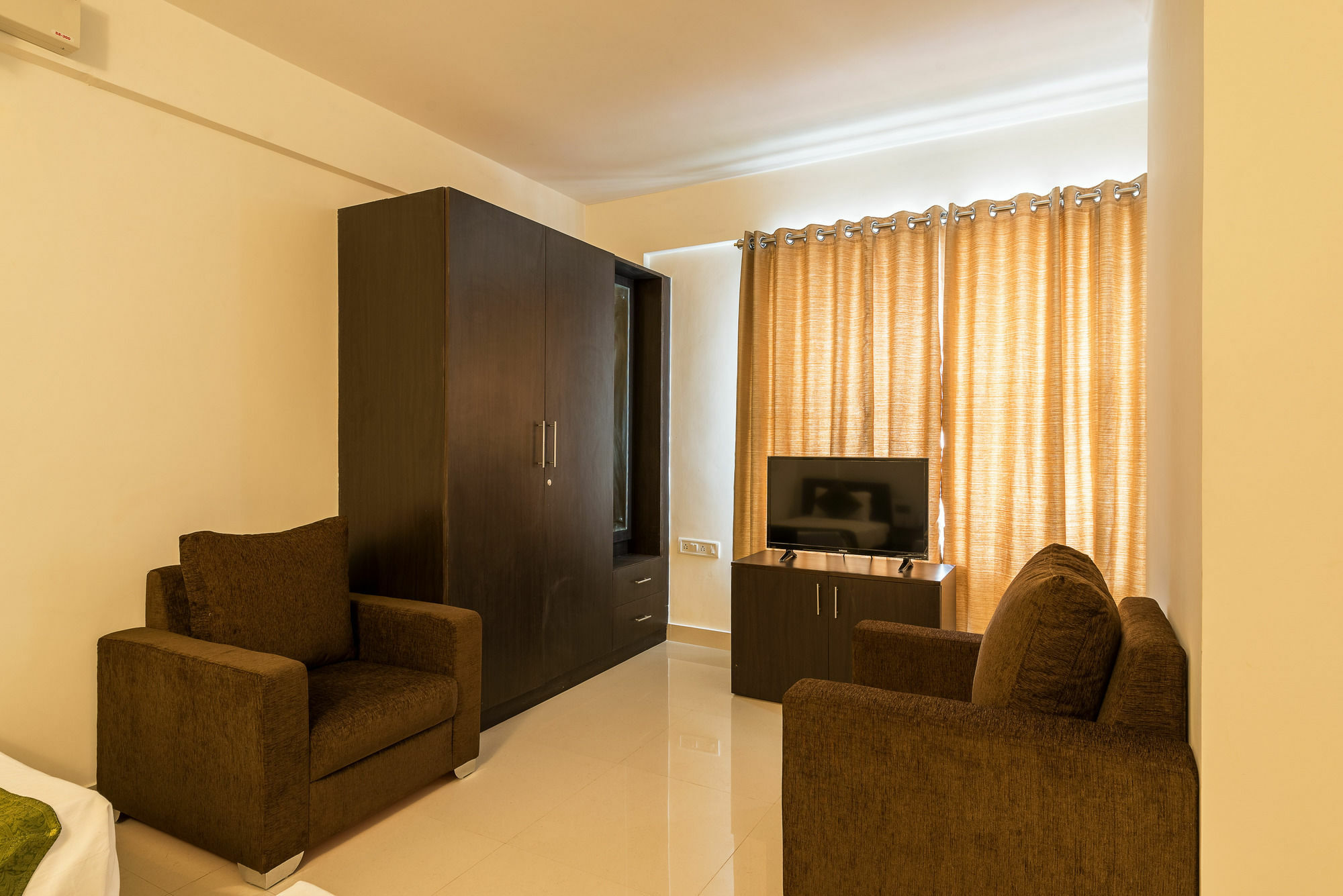 Itsy Hotels Worldtree Bangalore Dış mekan fotoğraf